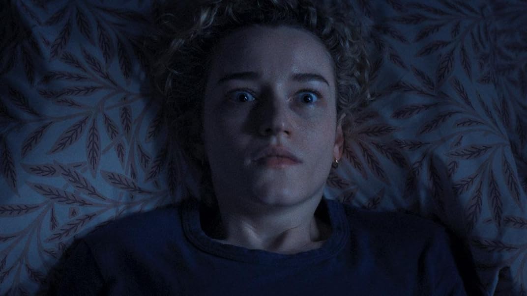 REVIEW – WEAPONS (2025) is a genre mish-mash that delivers one of the most unique horror movies of the year